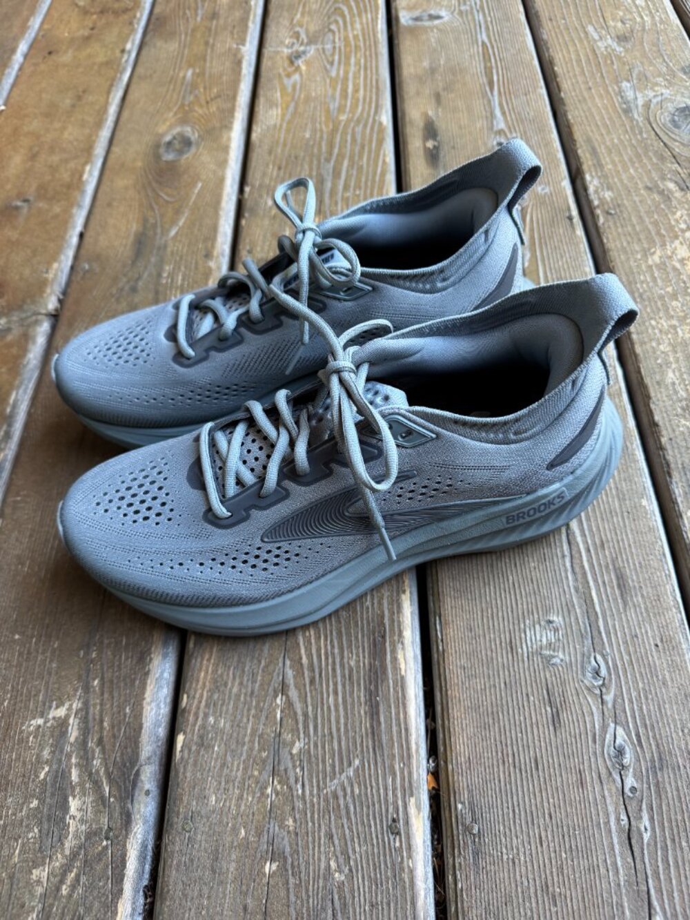 BROOKS Glycerin 23 Running Shoe Gray/Blackened Pearl in Men's 9 - Picture 5 of 13